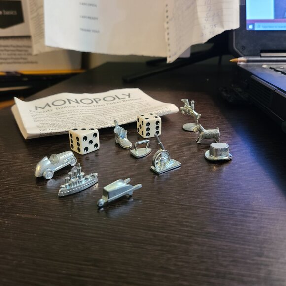 1999 Monopoly Game Lot of 9 Replacement Token Pieces Two Dice & Instruction Book - Picture 3 of 8